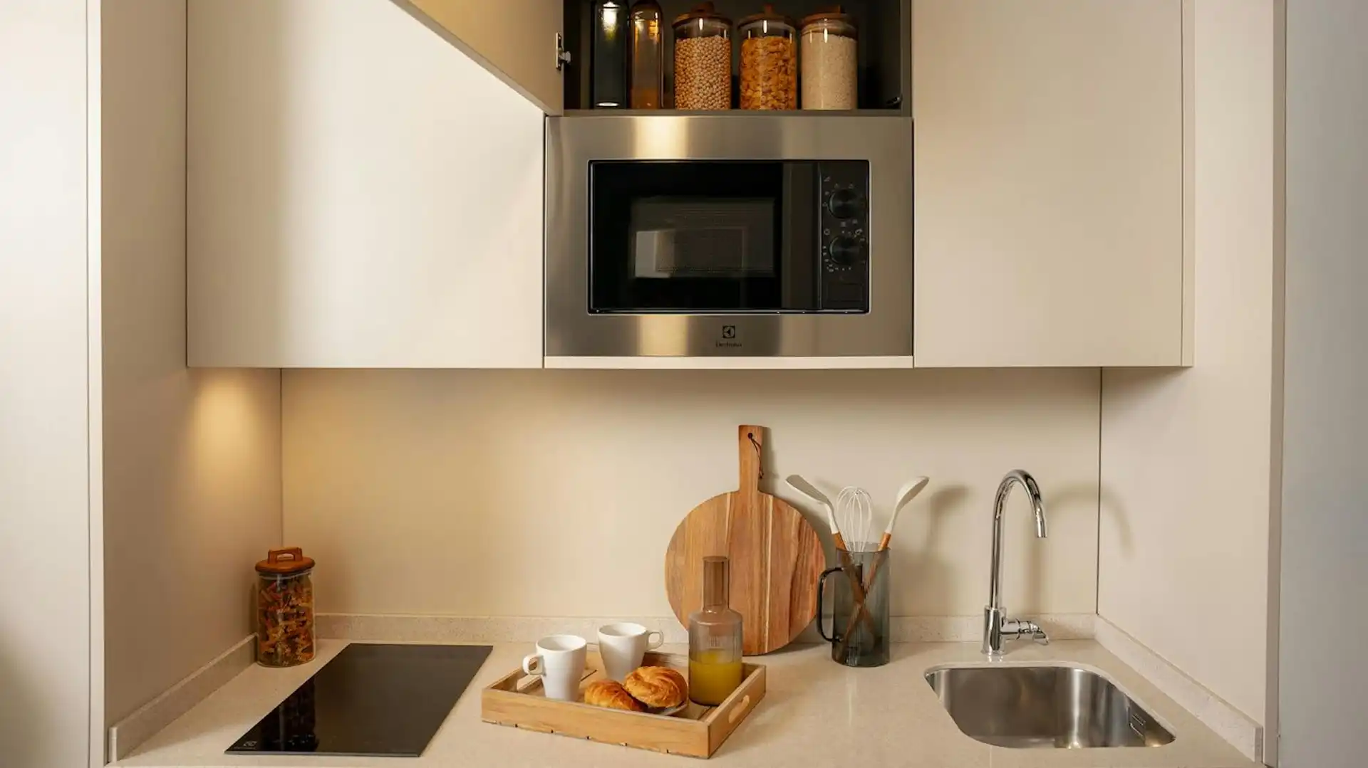 Kitchen of Flat for rent in Alcobendas  with Air Conditioner, Heating and Washing machine