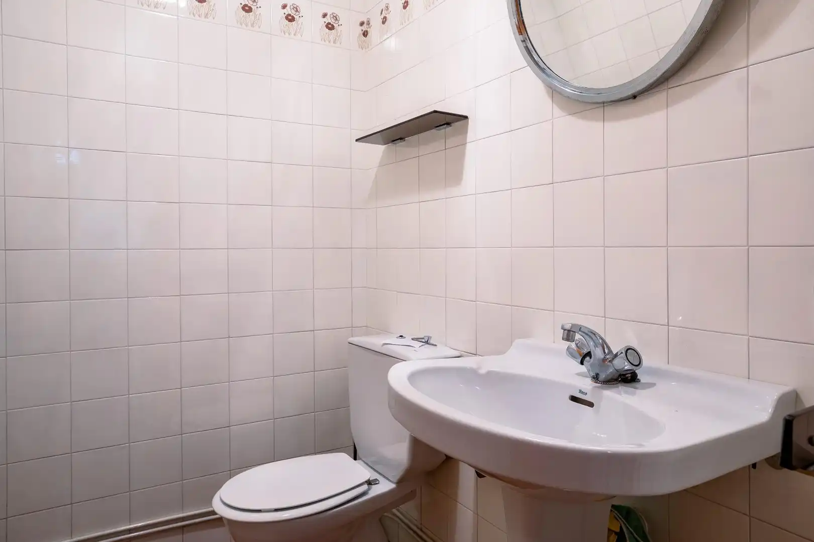 Baño de Piso en venta en Boltaña con Aire acondicionado, Calefacción y Jardín privado