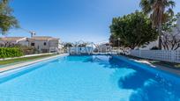 Swimming pool of House or chalet for sale in Alcalà de Xivert  with Air Conditioner, Heating and Private garden