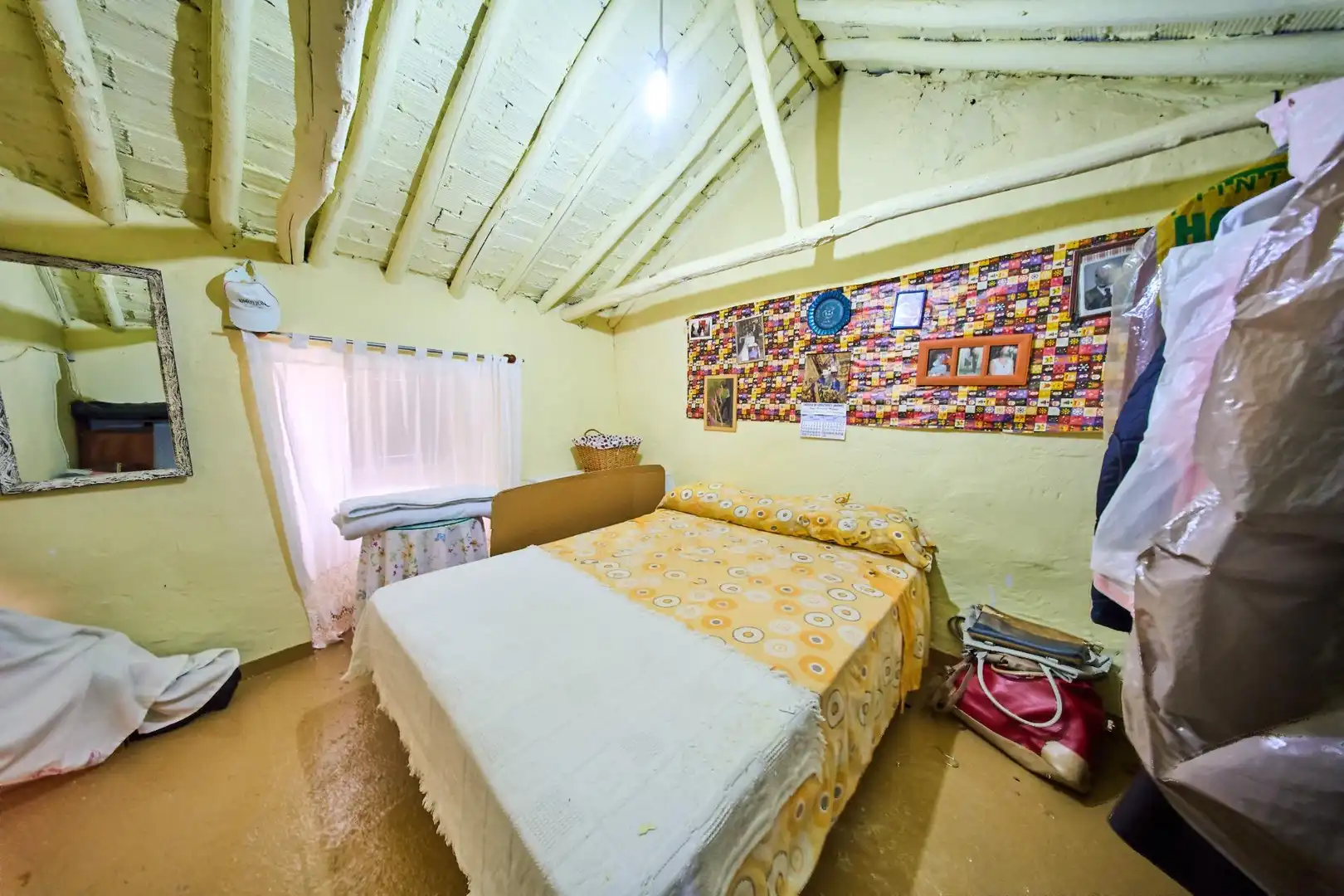 Habitación de Casa adosada en venta en Montillana