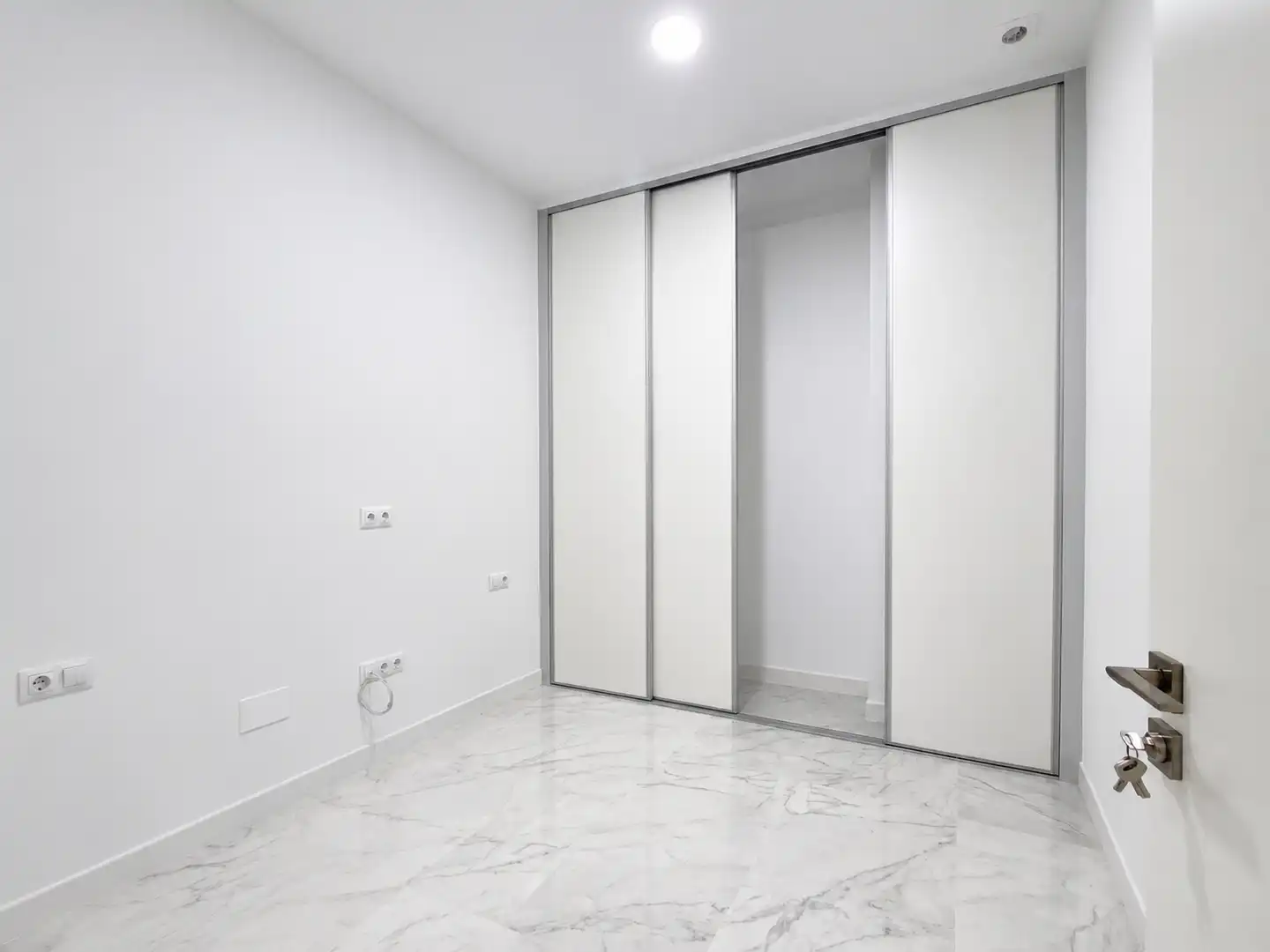 Local comercial de lloguer a Avenida Victoria Kent, imagen 5