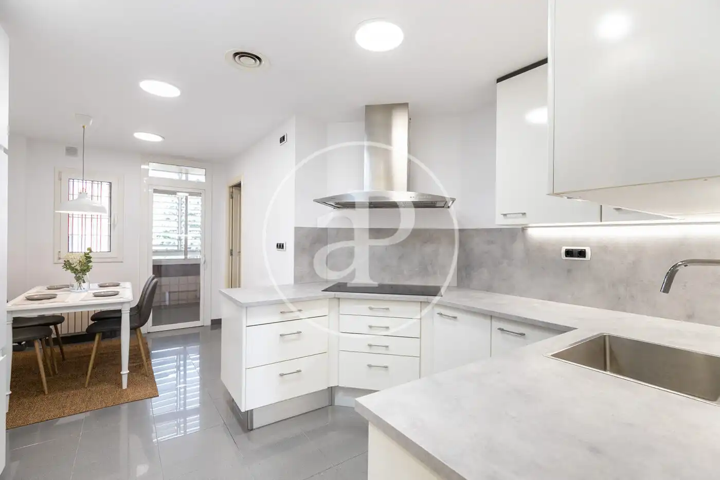 Flat for rent in C. del Capitán Arenas, Sarrià