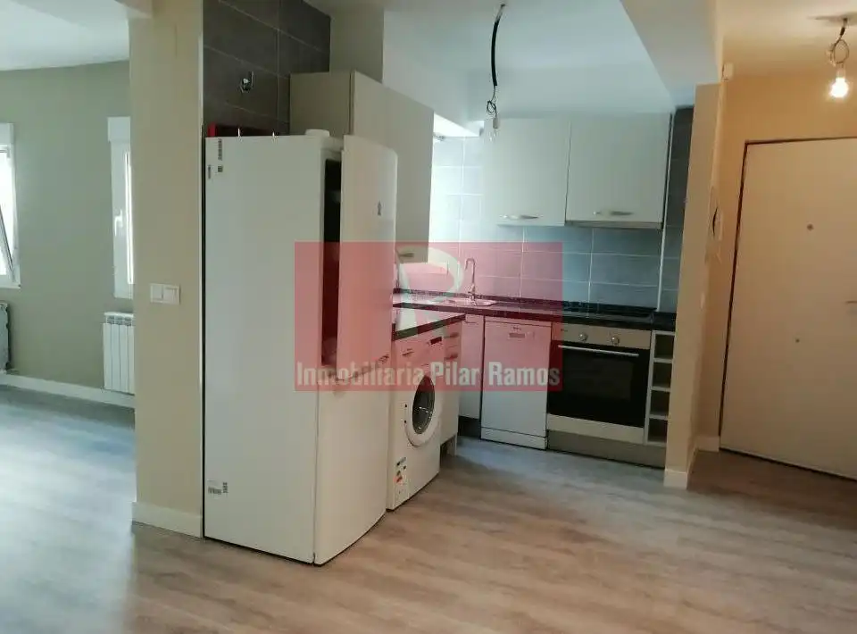 Cocina de Apartamento de alquiler en León Capital  con Calefacción, Parquet y Terraza