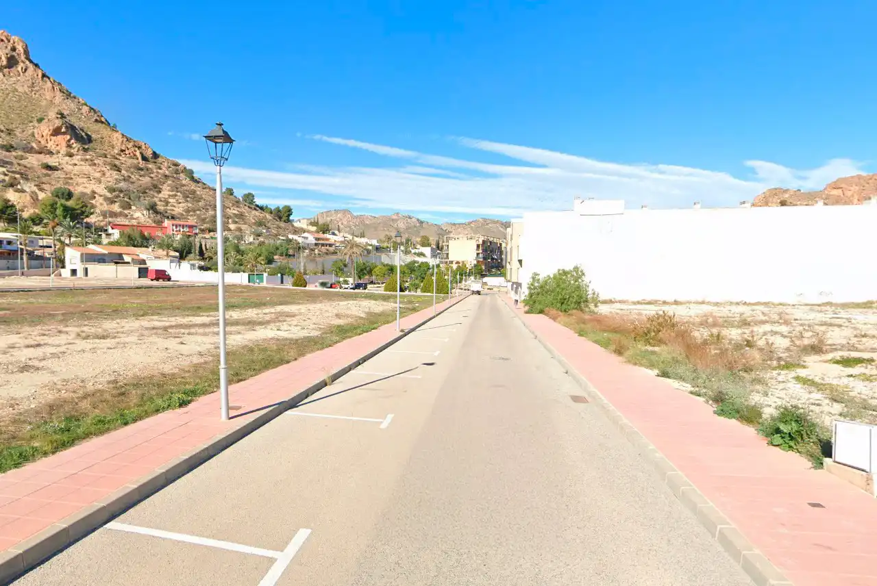 Residential land for sale in Avenida Adolfo Suárez, imagen 3