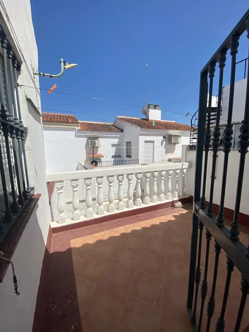 Exterior view of Houses for sale in Morón de la Frontera