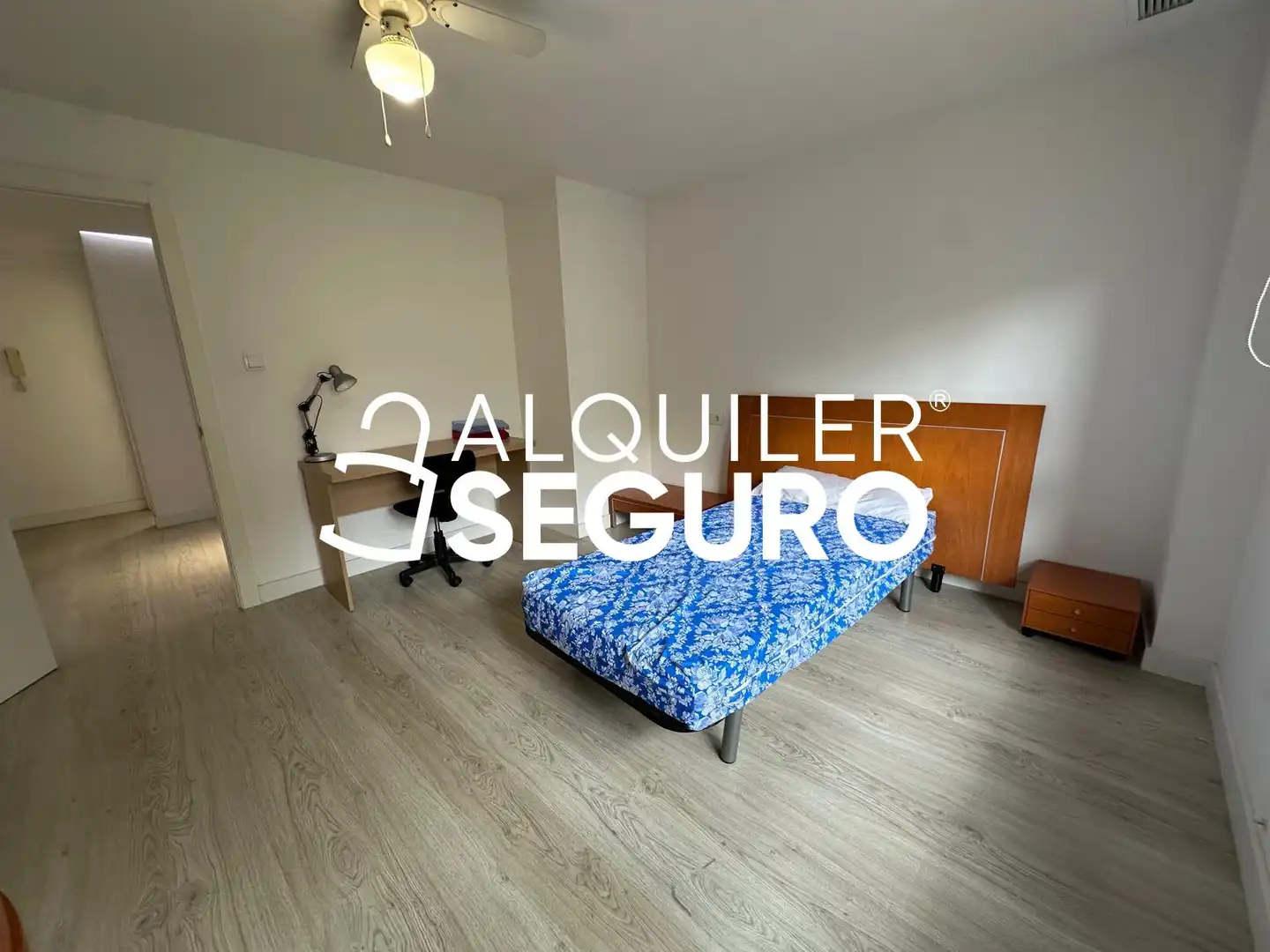 Bedroom of Flat for rent in Torrent  with Air Conditioner, Terrace and Furnished