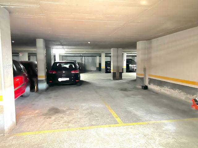 Garaje en Venta en Rambla del Poblenou, 91 en El Poblenou