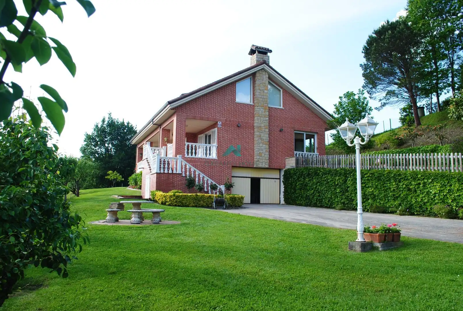 Jardí de Casa o xalet en venda en Ampuero amb Calefacció, Jardí privat i Terrassa