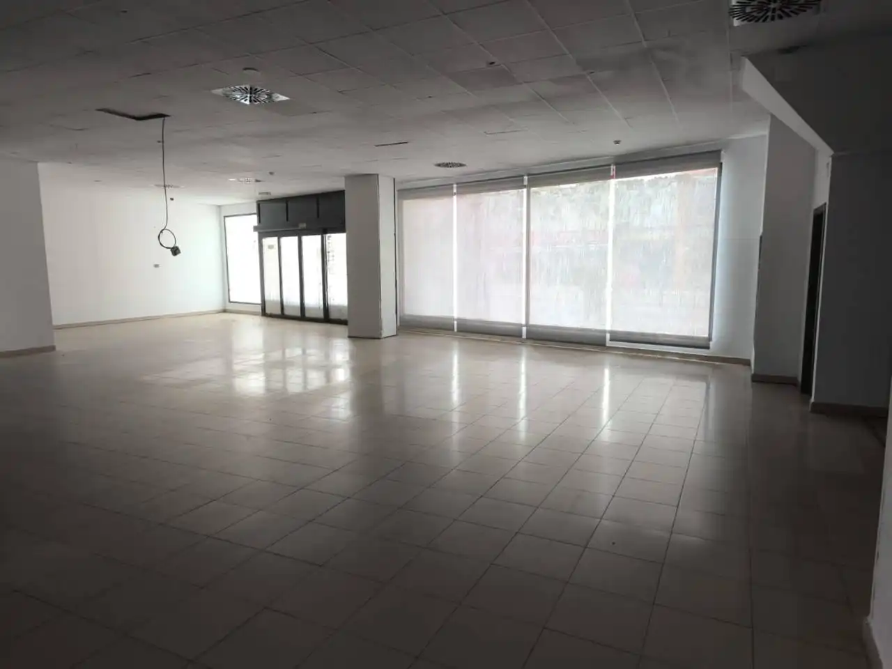 Gewerbefläche zur Miete in Avenida España, imagen 2