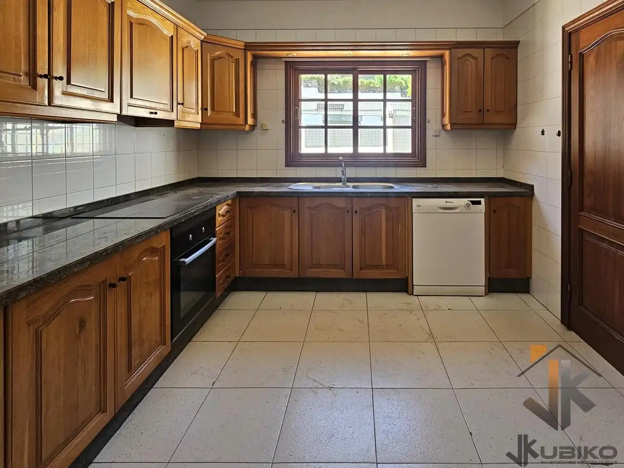 Cocina de Casa adosada en venta en Santa Cruz de Tenerife con Aire acondicionado, Terraza y Piscina