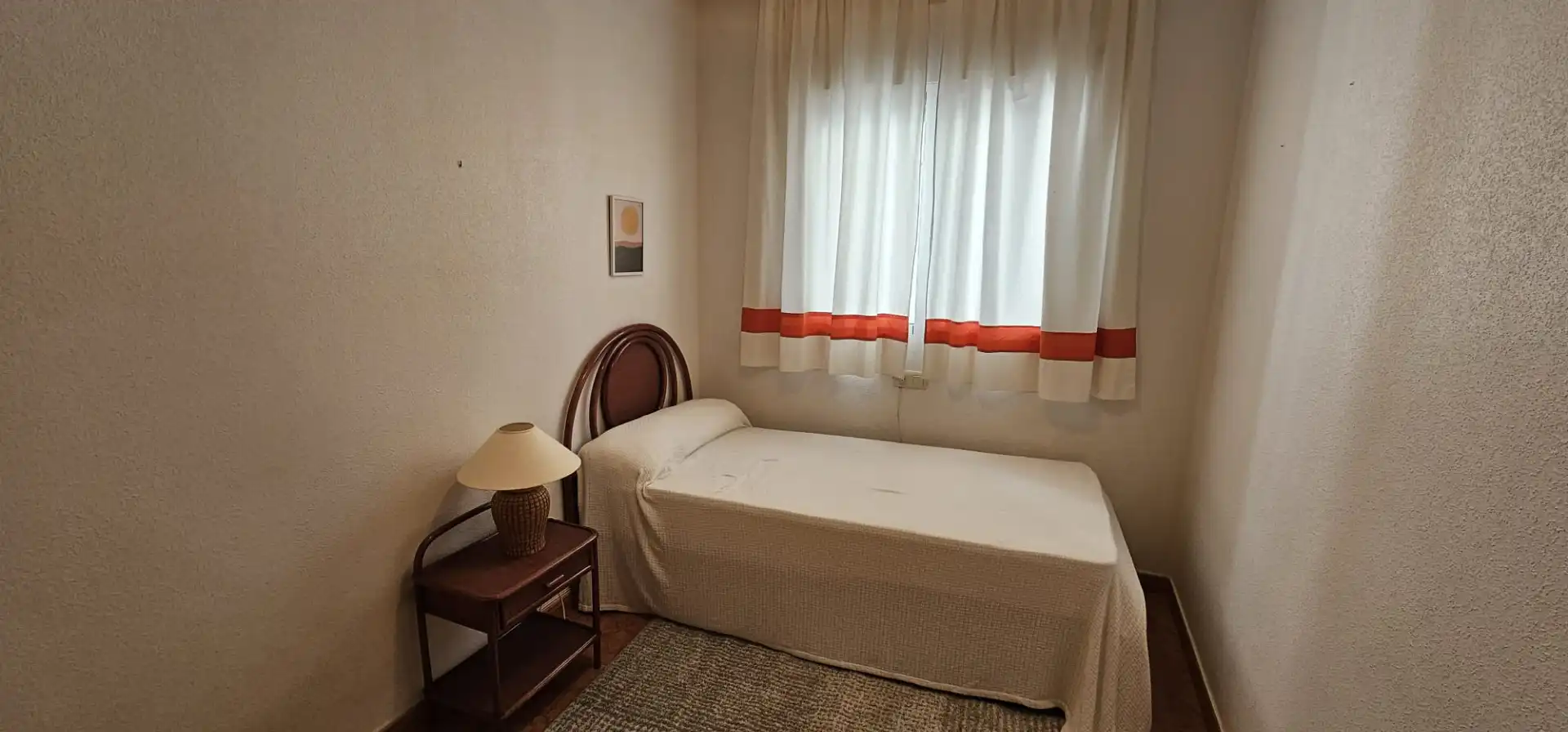 Habitación de Casa adosada en venta en Pilar de la Horadada con Aire acondicionado, Calefacción y Jardín privado