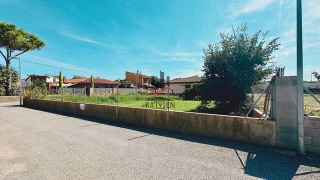 Terreno residencial en Venta en els Oms en Albons