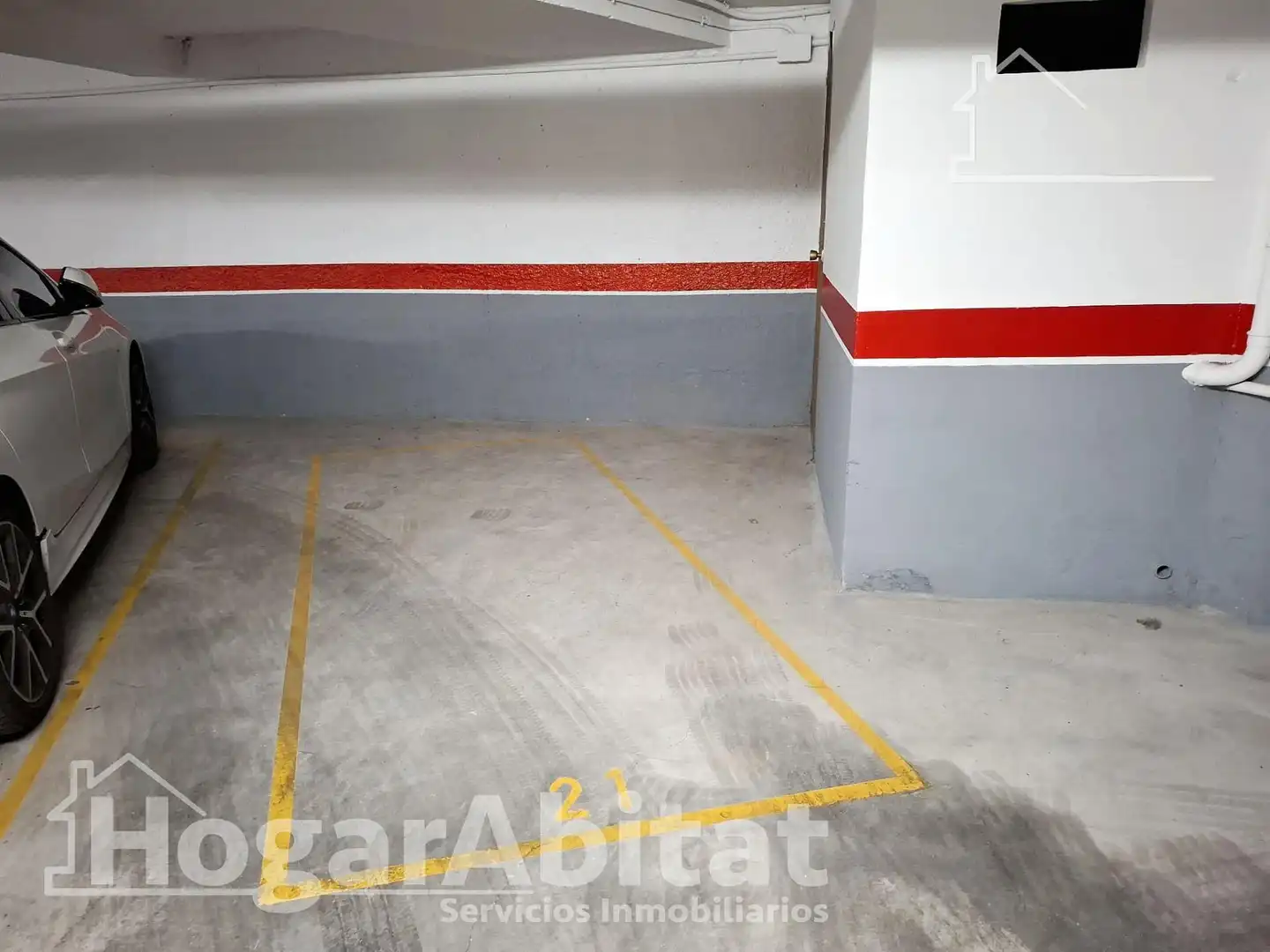 Aparcament de Pis en venda en Alicante / Alacant amb Aire condicionat, Calefacció i Jardí privat
