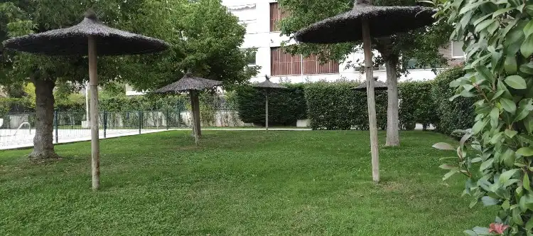 Jardín de Piso de alquiler en Madrid con Aire acondicionado, Calefacción y Terraza