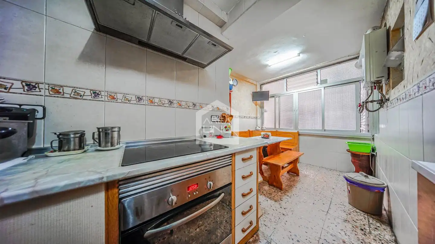Cuina de Pis en venda en Alcorcón amb Calefacció i Terrassa