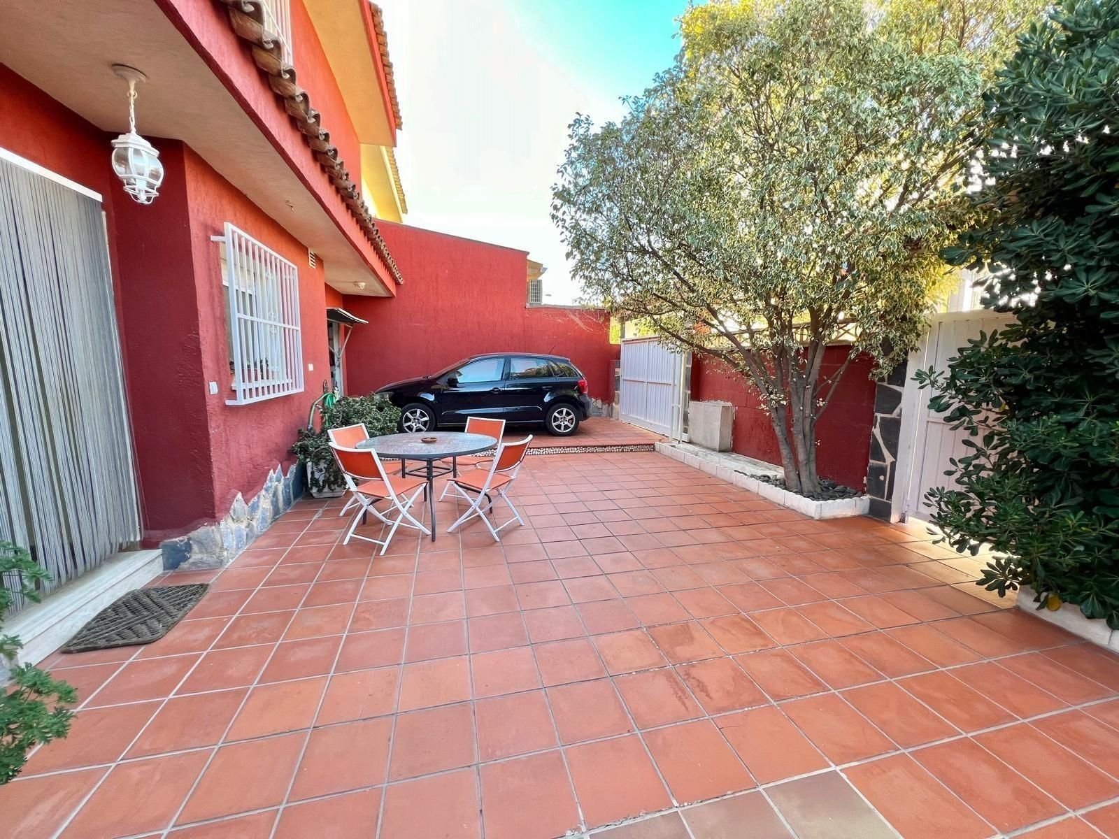 Exterior view of Single-family semi-detached for sale in La Nucia  with Terrace and Community pool