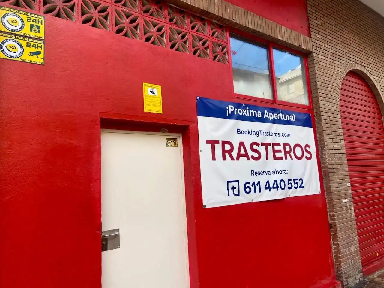 Vista exterior de Trastero de alquiler en Málaga con Alarma