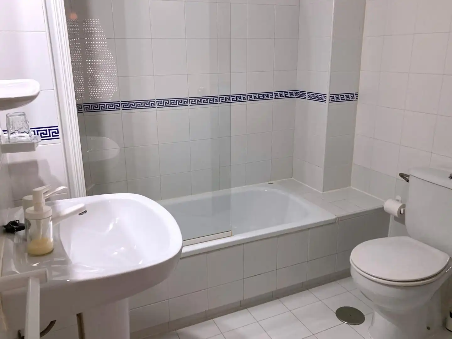 Flat with pool to rent in El Portil, imagen 9