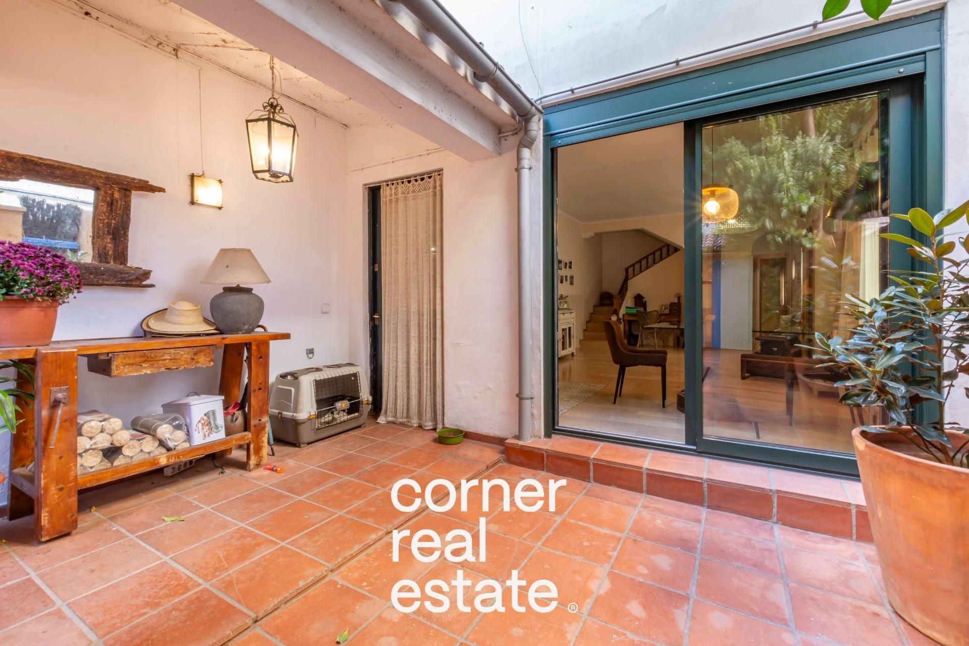 Vista exterior de Casa o xalet en venda en Sant Cugat del Vallès amb Aire condicionat, Calefacció i Parquet