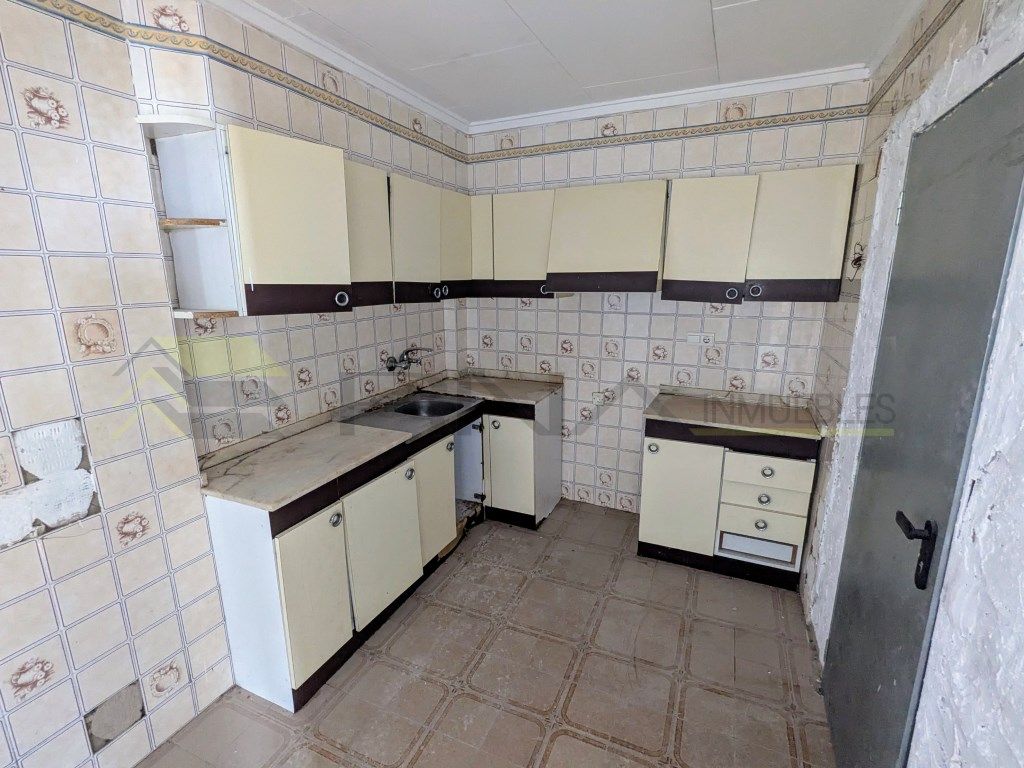 Wohnung zum verkauf in N/A, Plaza Castelar - Mercado Central