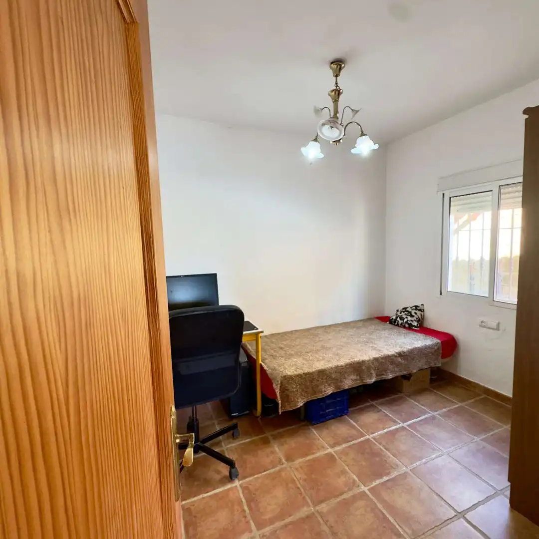 Dormitori de Finca rústica en venda en Vélez-Málaga amb Moblat