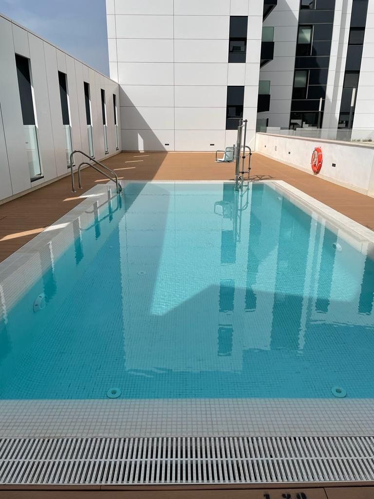 Piscina de Pis de lloguer en  Córdoba Capital amb Aire condicionat, Parquet i Traster