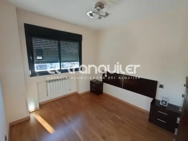 Wohnung zur Miete in Madrid mit Klimaanlage, Terrasse und Schwimmbad
