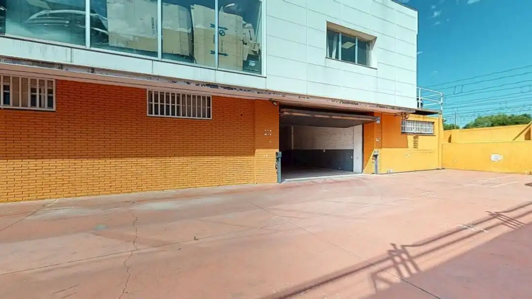 Parkplatz von Geschaftsraum zur Miete in Madrid