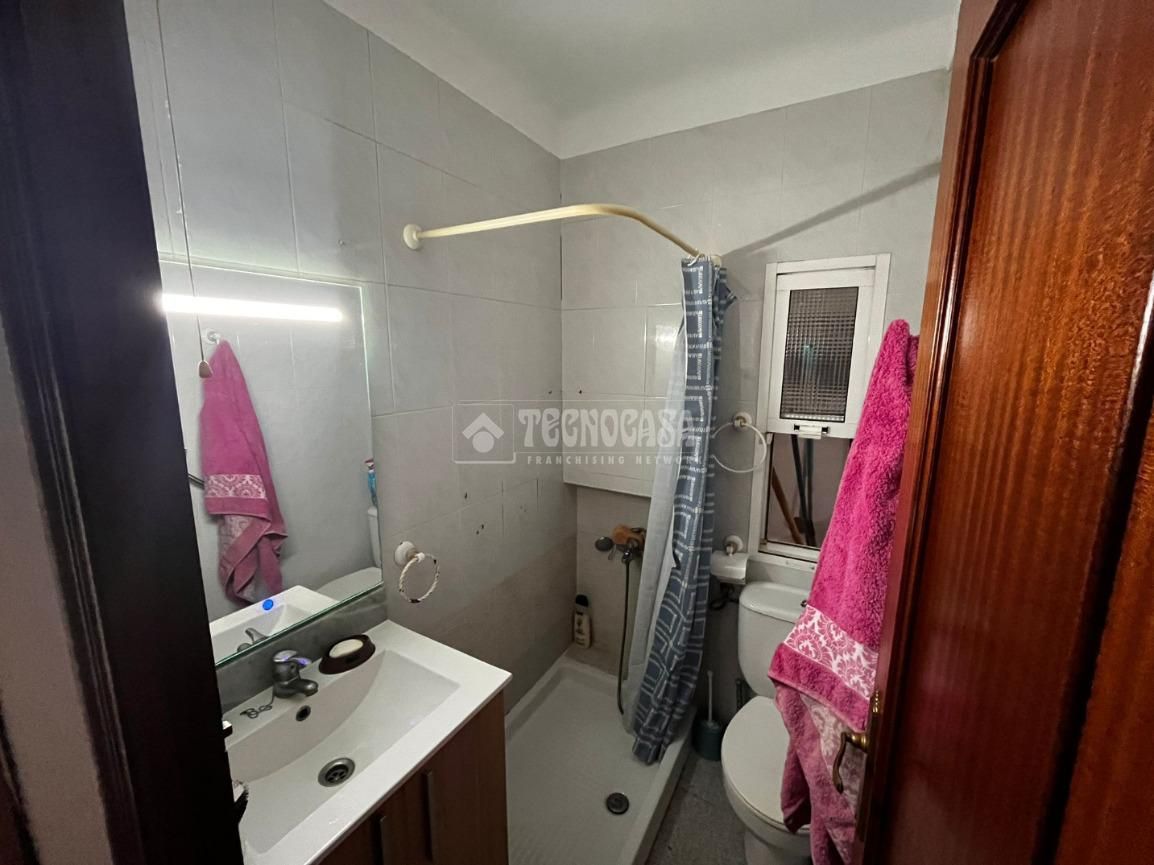 Casa adosada en venta en Villafranqueza, Norte