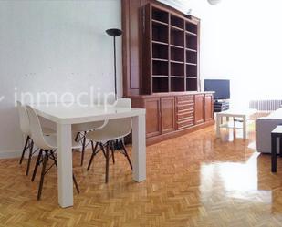 Sala d'estar de Apartament de lloguer en Salamanca Capital amb Aire condicionat, Calefacció i Moblat