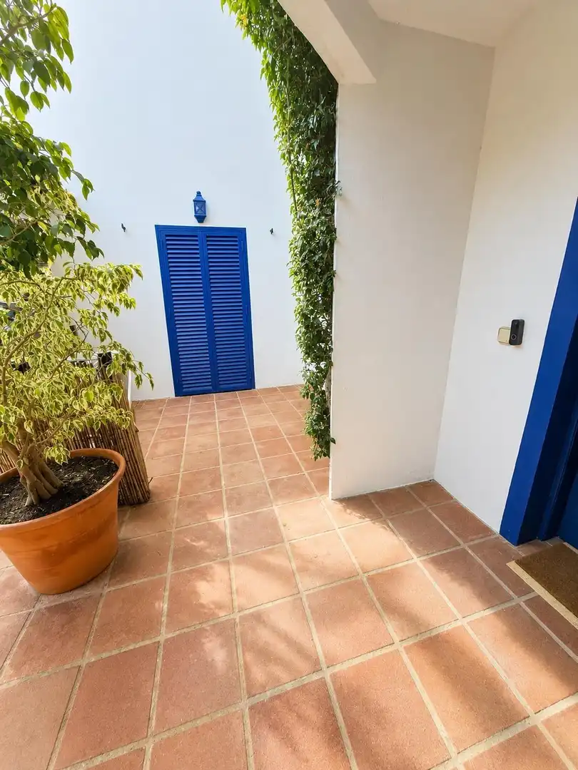 Terrassa de Casa adosada en venda en Sotogrande amb Aire condicionat, Calefacció i Terrassa