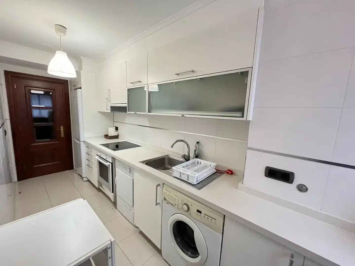 Cocina de Piso de alquiler en Vigo  con Parquet, Trastero y Amueblado