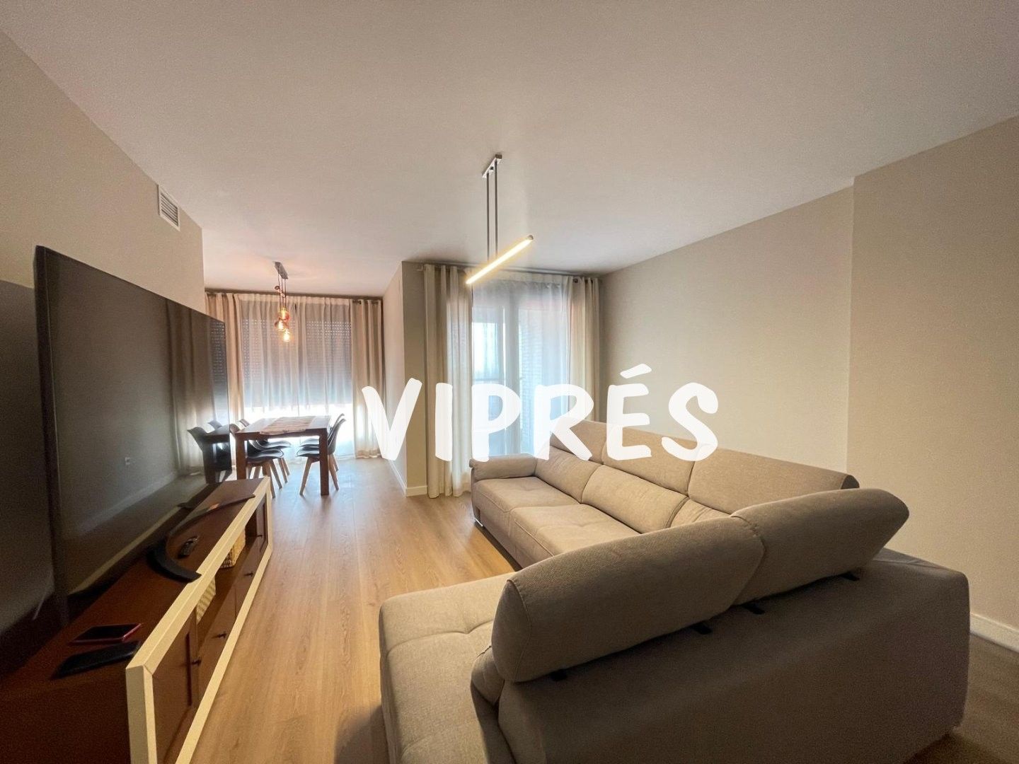 Living room of Flat for sale in Cáceres Capital  with Air Conditioner, Heating and Swimming Pool