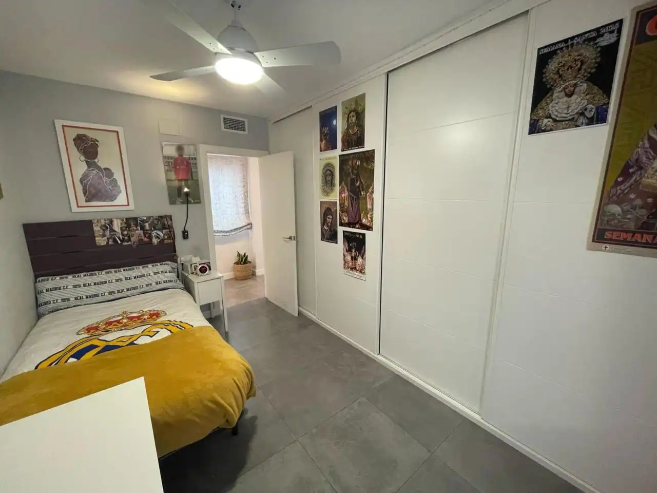 Bedroom of Flat for sale in Córdoba  with Air Conditioner and Terrace