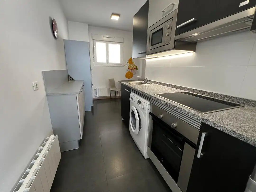 Cocina de Piso en venta en Vitoria - Gasteiz con Calefacción, Parquet y Terraza