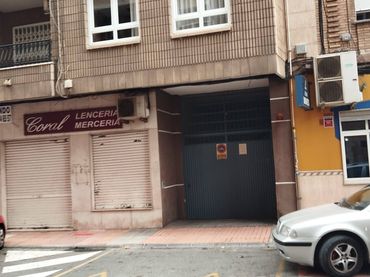 Einzelparkplatz zum Verkauf in Calle Carlos III
