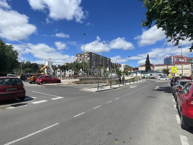 Garaje en Venta en Parque Ondarreta - Urtinsa