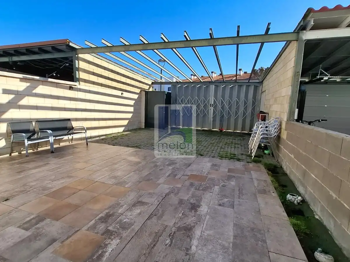 Terrace of Houses for sale in Orbaneja Riopico  with Storage room