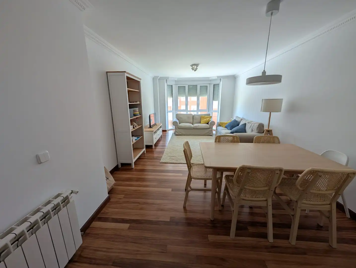 Flat for rent in Calle Arsenio Odriozola, Valdenoja