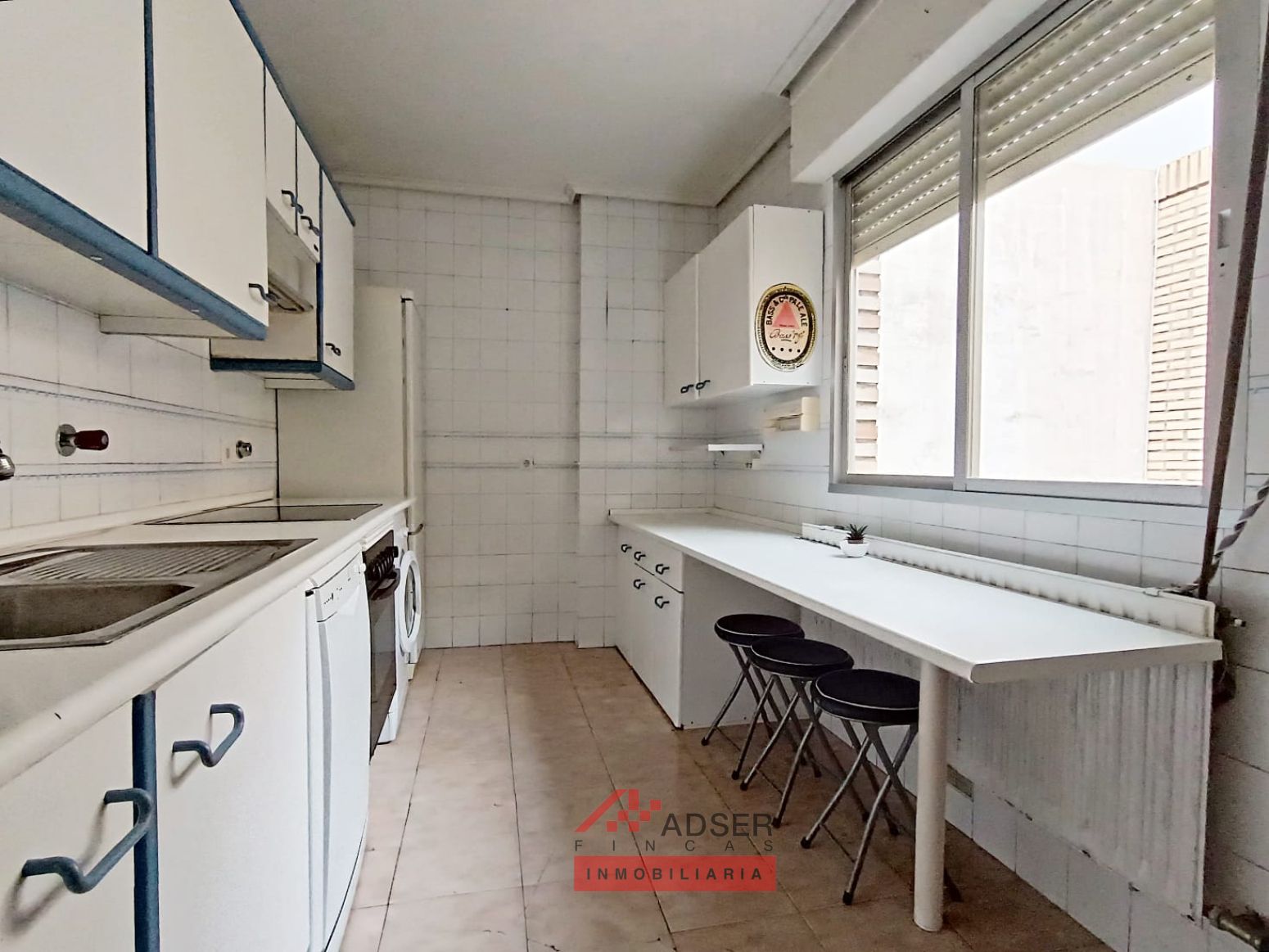 Kitchen of Flat for sale in  Logroño  with Heating, Parquet flooring and Terrace