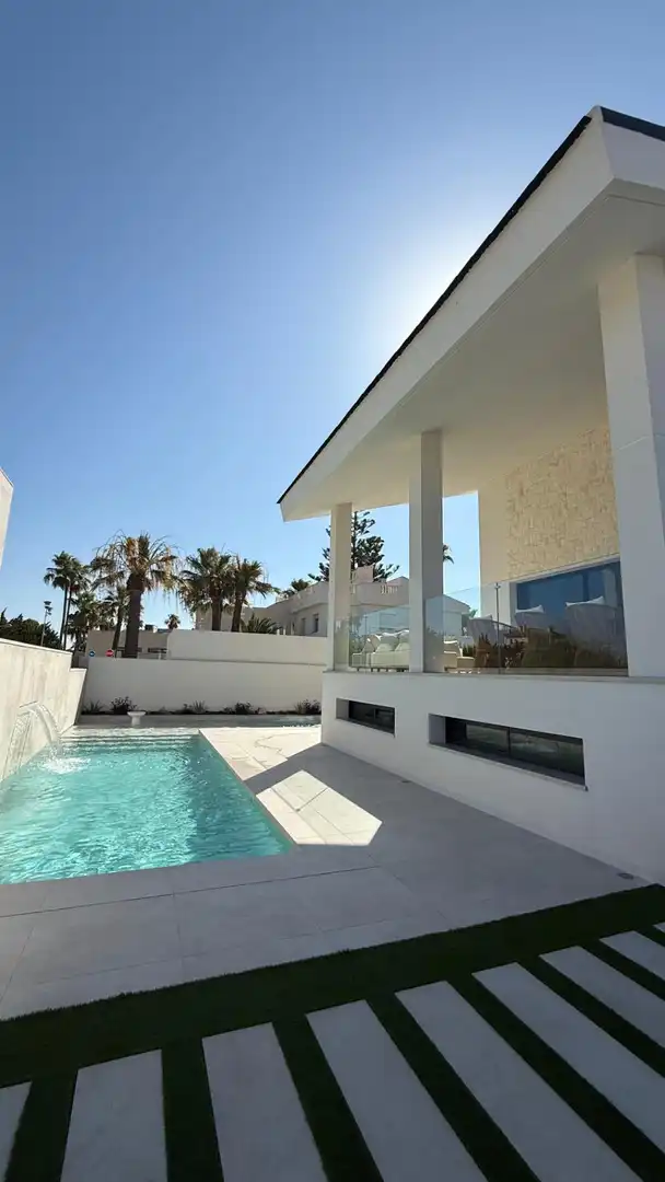 Villa mit Pool zum Verkauf in Veneziola, imagen 3