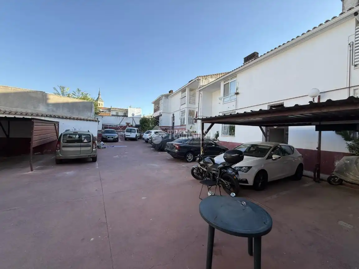Flat for sale in Torres de la Alameda