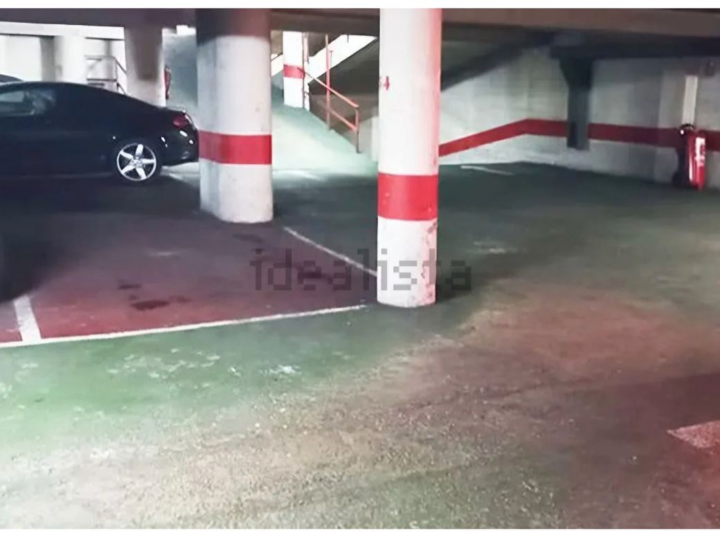 Garage to rent in Calle de Leonardo Torres Quevedo, 19, Barrio del Ave