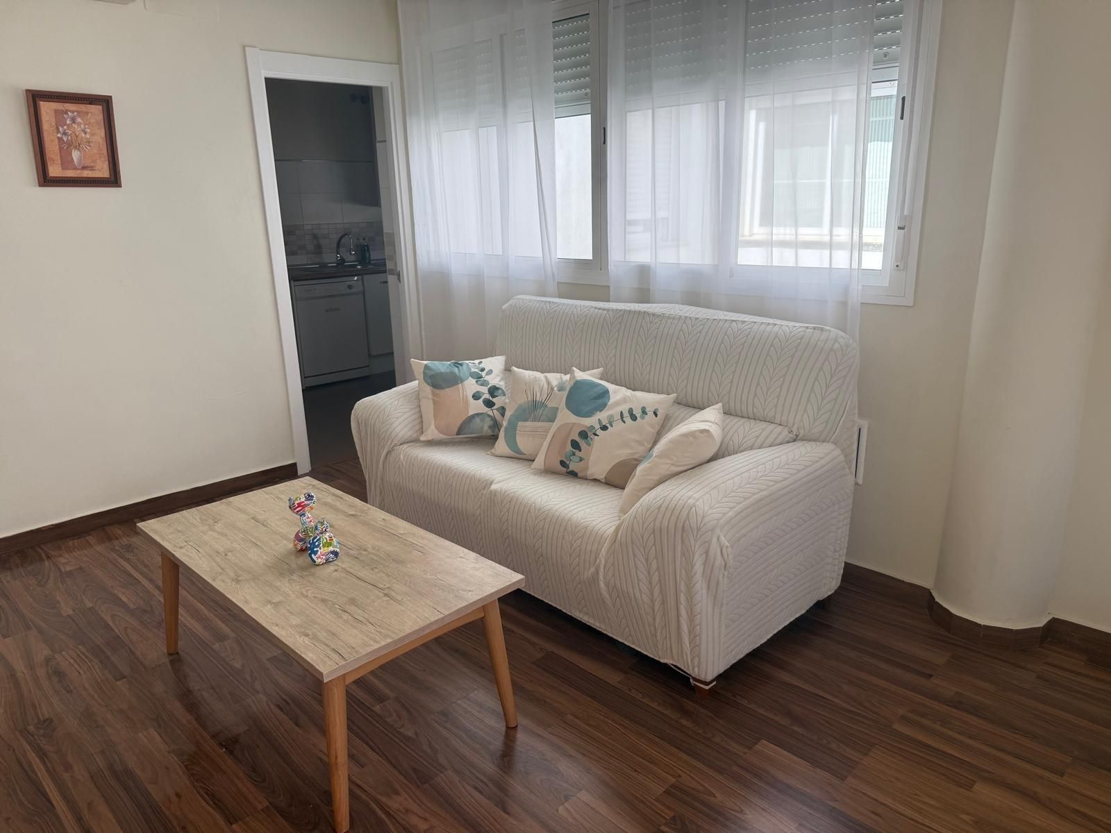 Sala d'estar de Pis de lloguer en Utrera amb Piscina comunitària