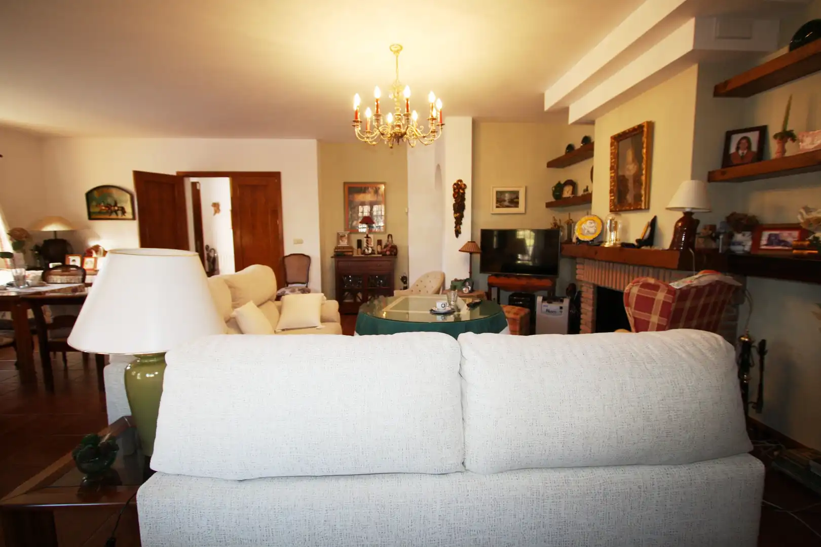 Sala d'estar de Casa o xalet en venda en Albacete amb Aire condicionat, Jardí privat i Terrassa
