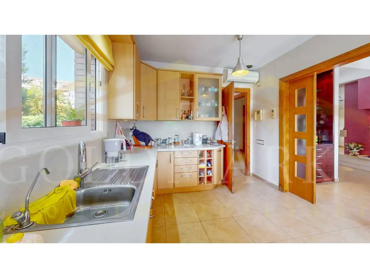 Cuina de Casa o xalet en venda en Sabadell amb Aire condicionat, Jardí privat i Terrassa