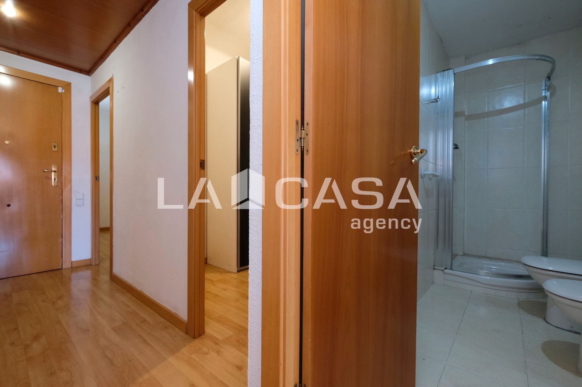 Flat for sale in  Barcelona Capital  with Air Conditioner, Heating and Oven