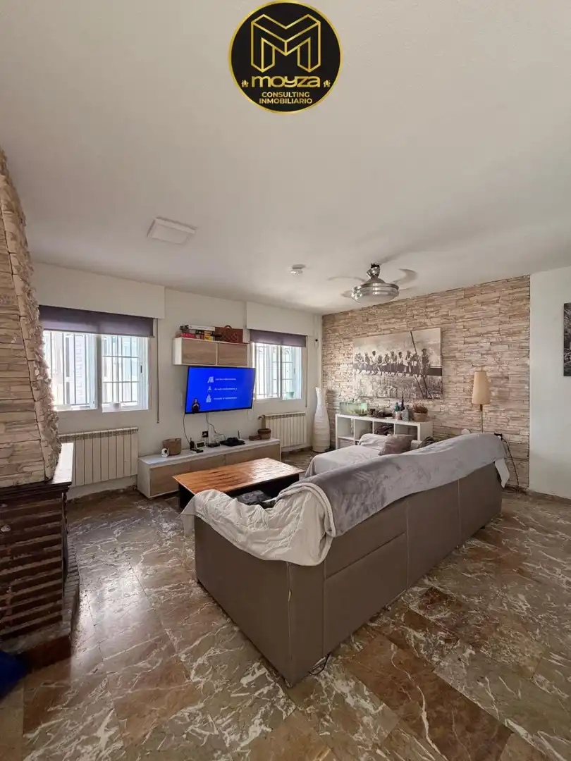 Sala de estar de Casa o chalet en venta en Jaén con Aire acondicionado, Calefacción y Terraza