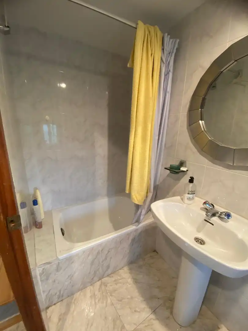 Bathroom of Houses for sale in Pineda de Gigüela  with Heating, Storage room and Furnished