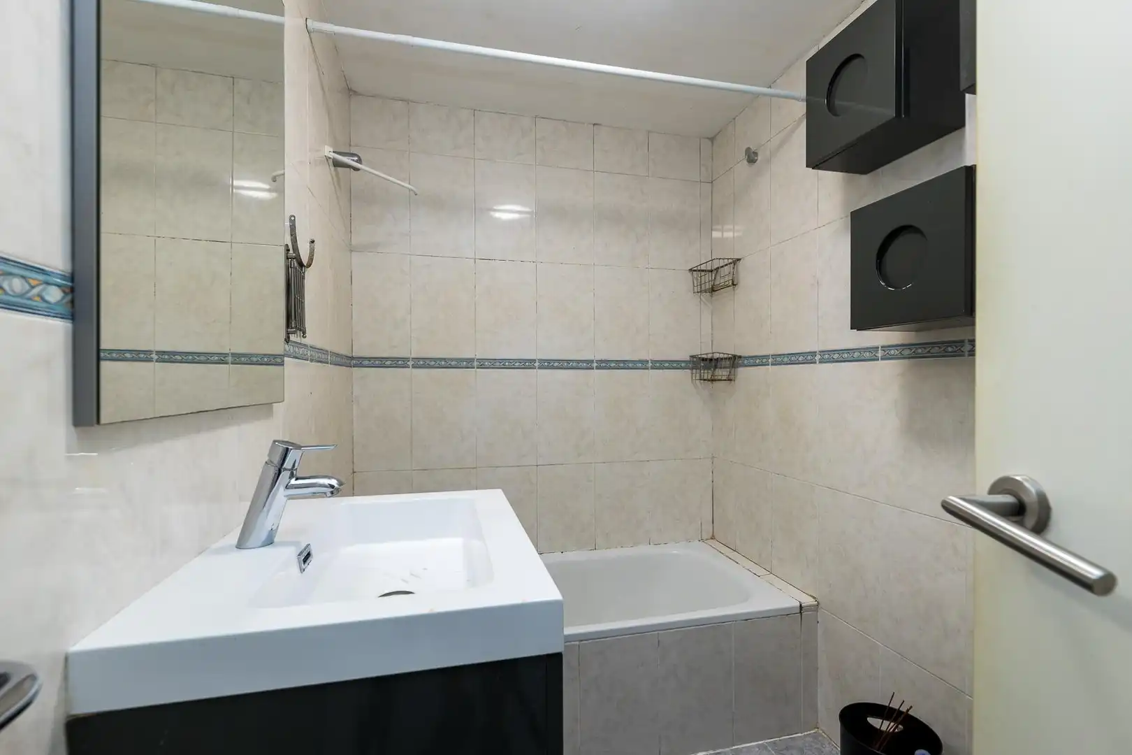 Baño de Piso en venta en  Palma de Mallorca con Aire acondicionado, Calefacción y Amueblado